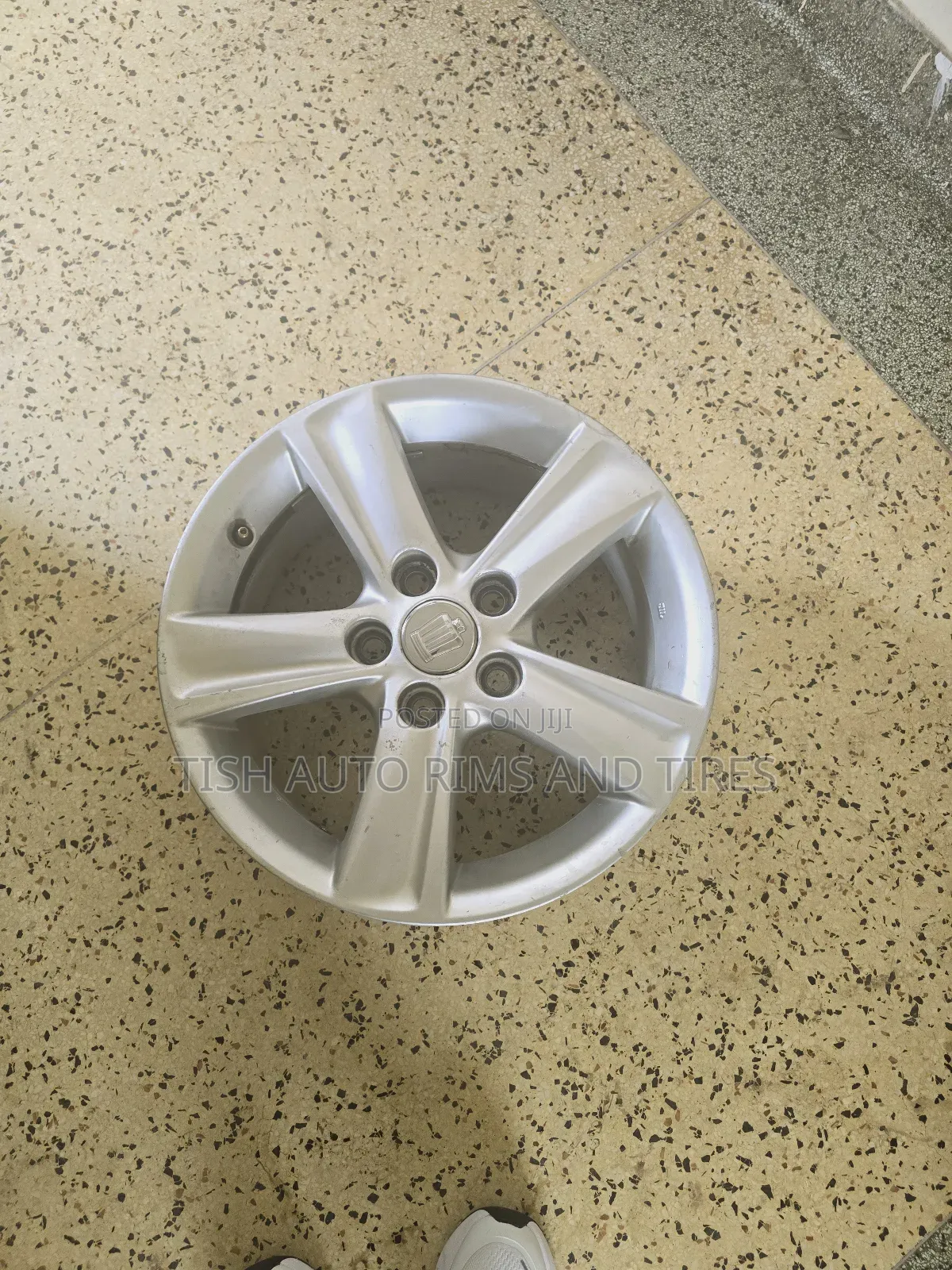 Original Toyota Crown Rims Size 16 Set