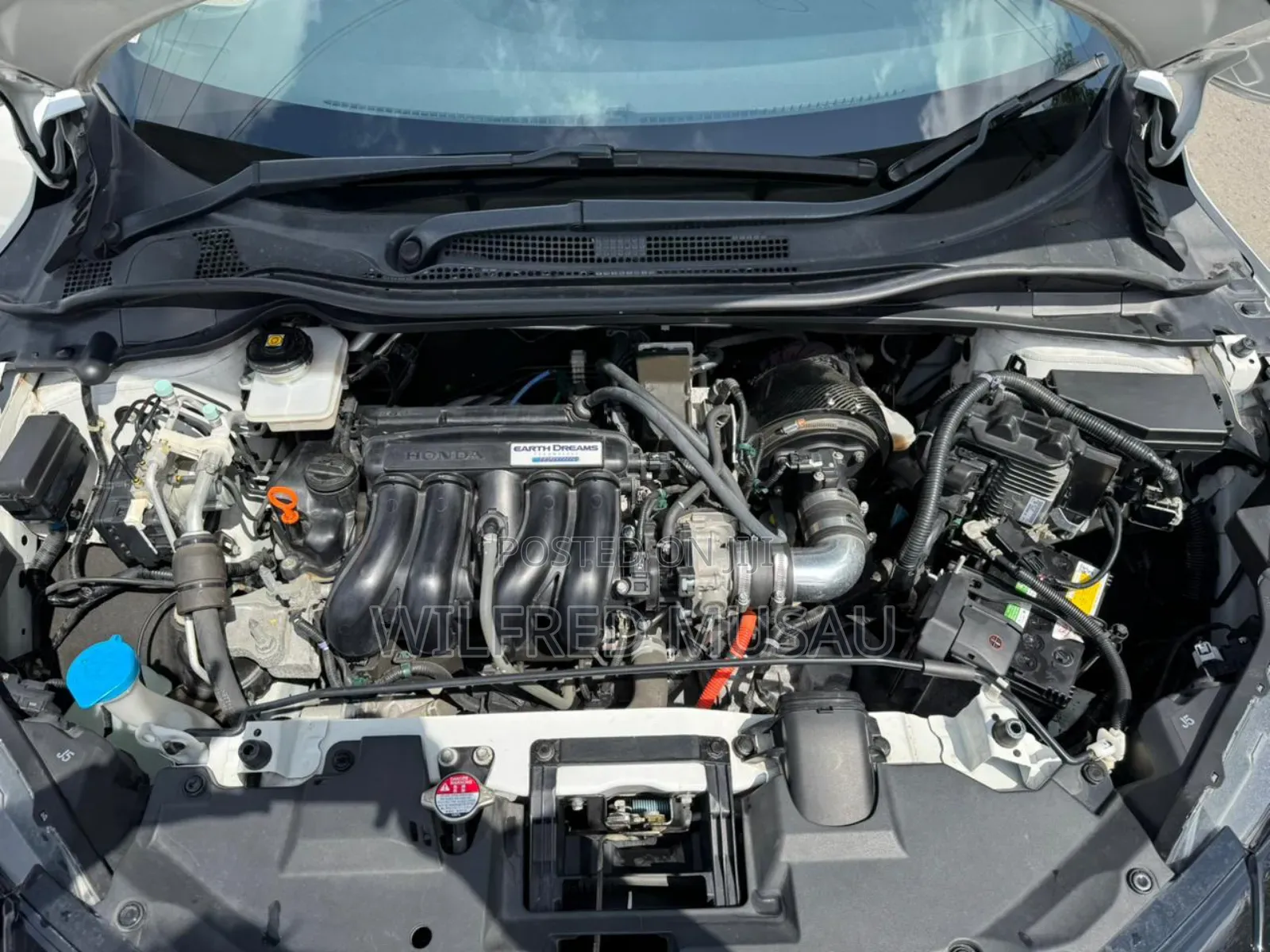 Honda Vezel 1.5 Hybrid 2WD 2019 White