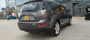 Mitsubishi Outlander 2.4 GLS Automatic 2009 Gray
