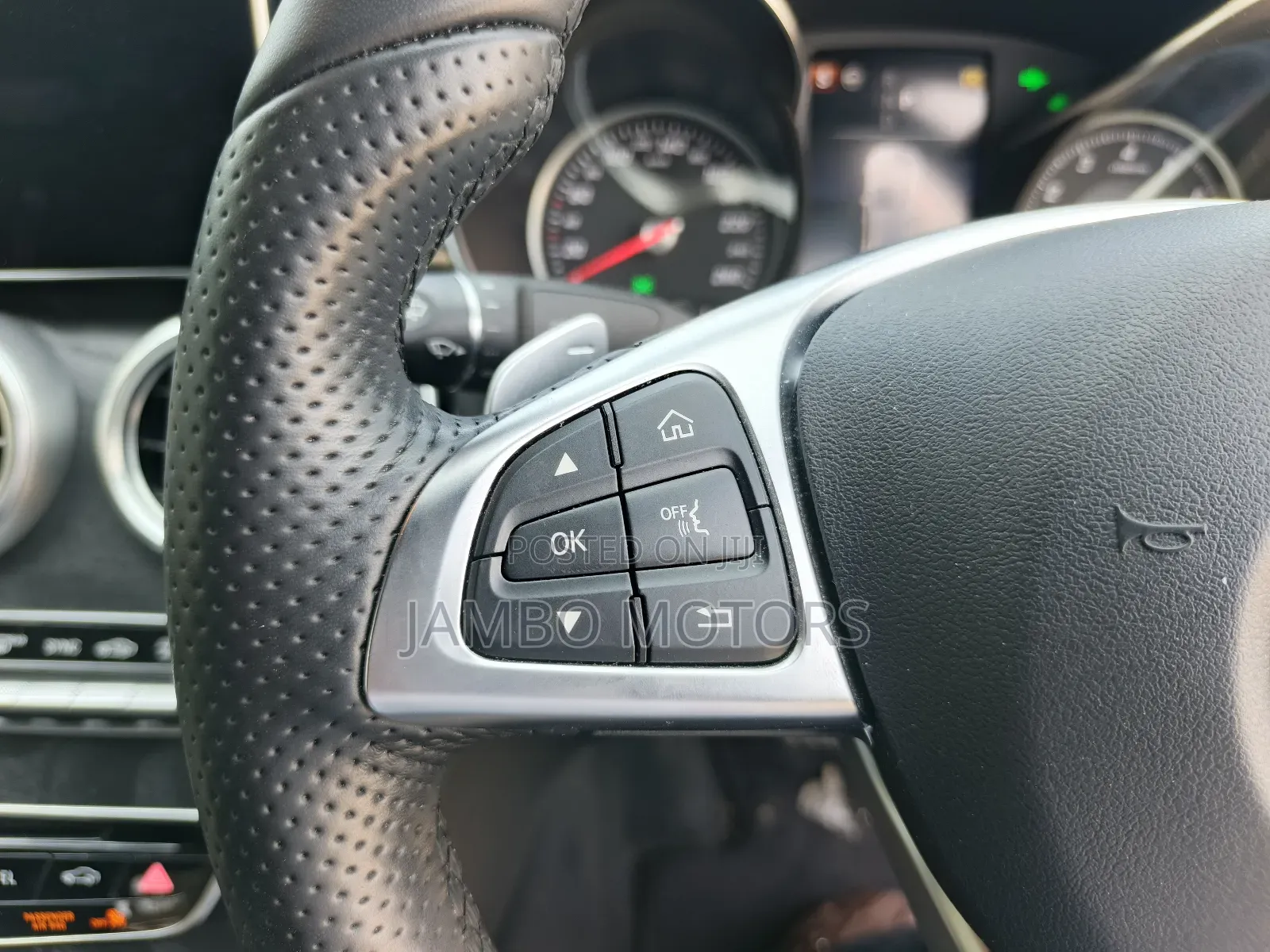 Mercedes-Benz C200 2018 White