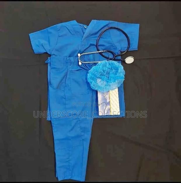 CBC Unisex Professional Nurse Costume - thumbnail 2