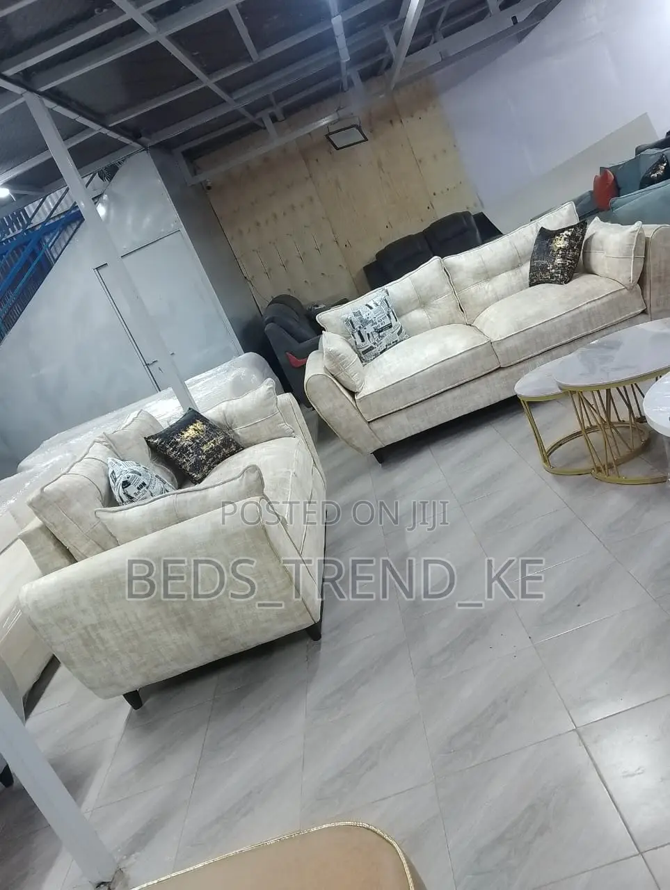 Classy 5 Seater Butterfly Sofa 3,2