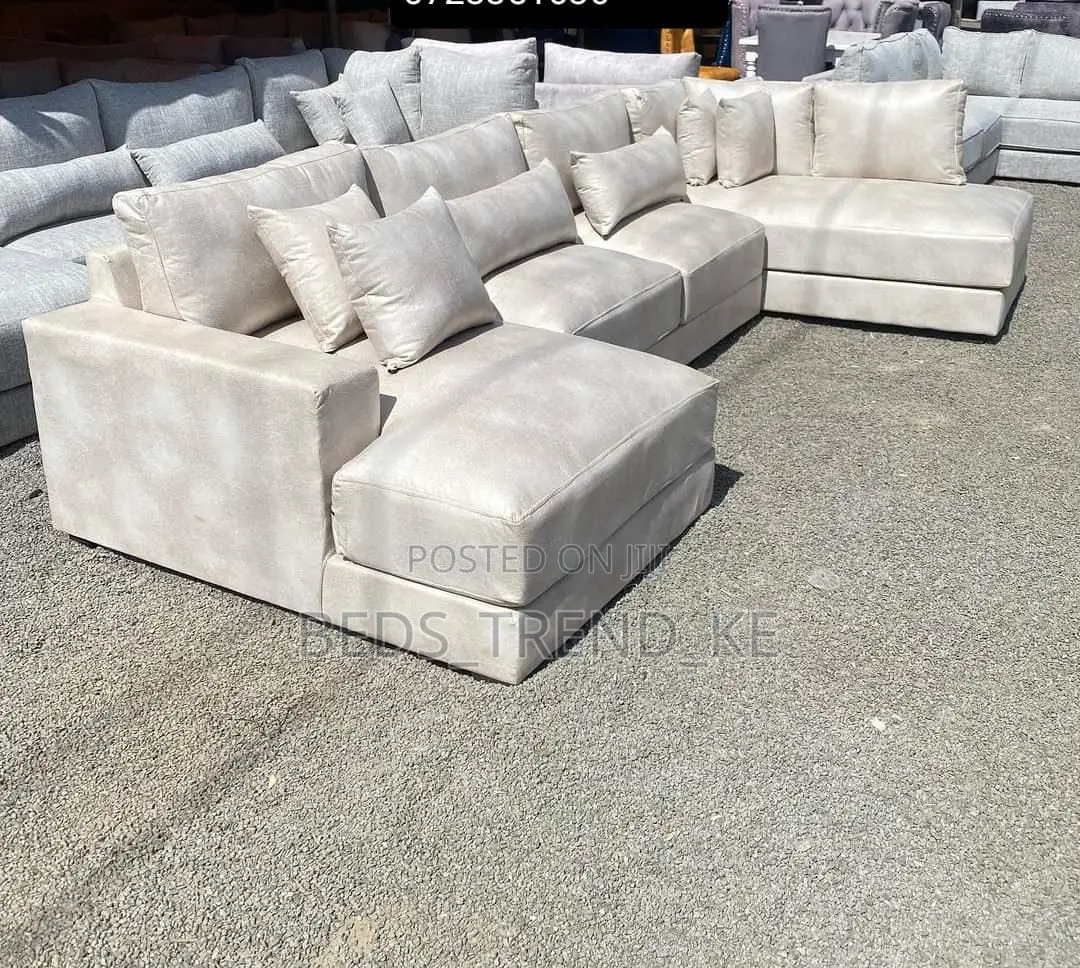 Ergonomic 9 Seater Modern U Seat Sofa