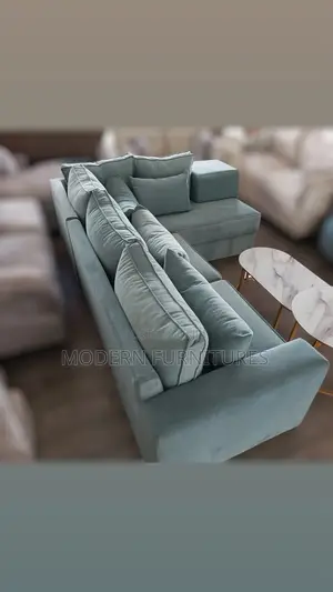Frank L Sofa