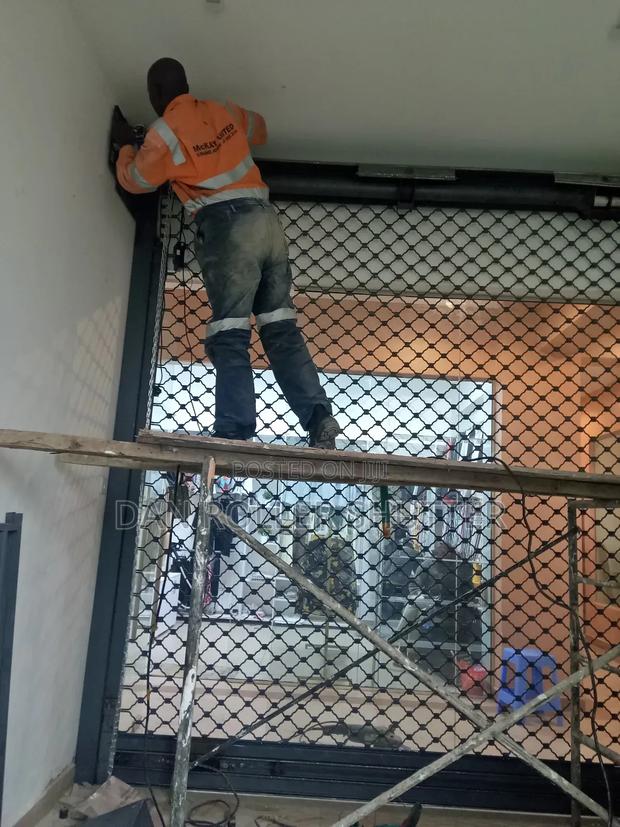 Shuttle Doors - thumbnail 11