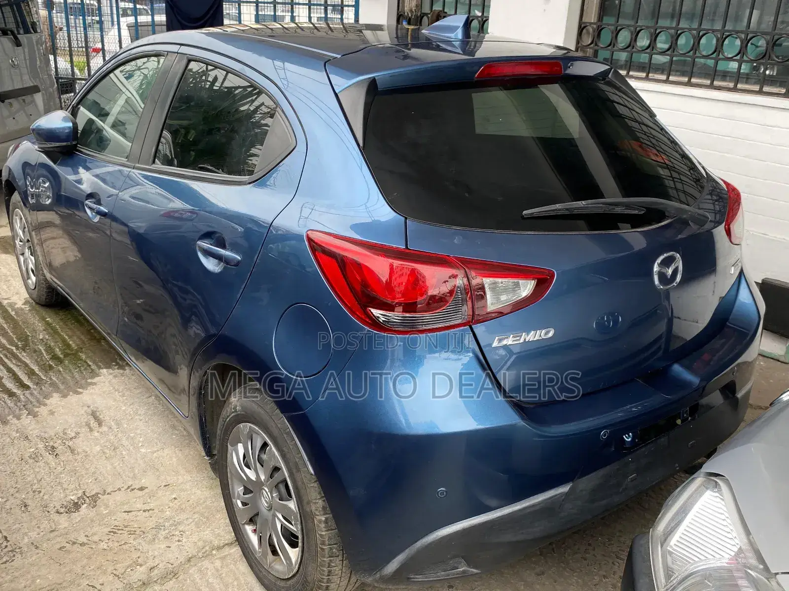 Mazda Demio 2018 Blue