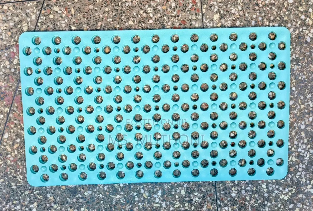 Anti-Slip Safety:Shower Mat Non Slip With Large Suction Cups