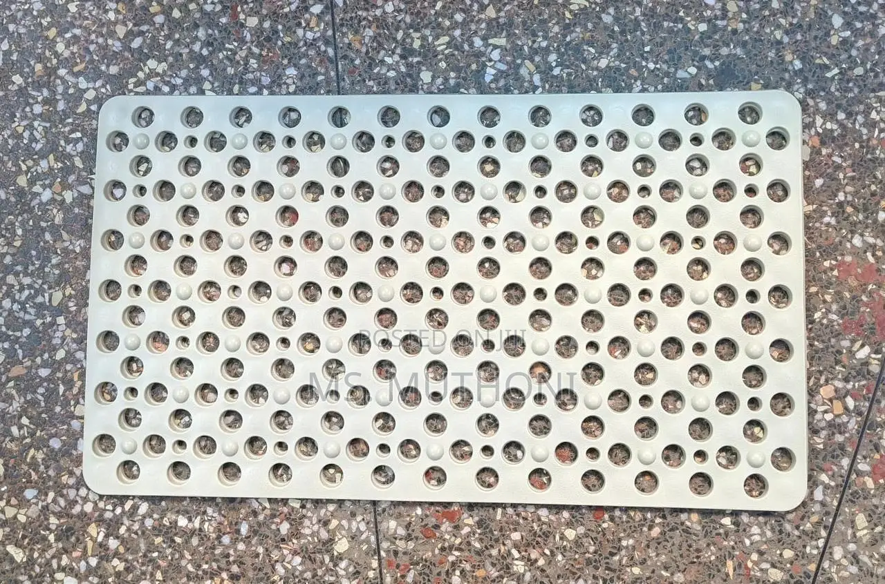 Anti-Slip Safety:Shower Mat Non Slip With Large Suction Cups