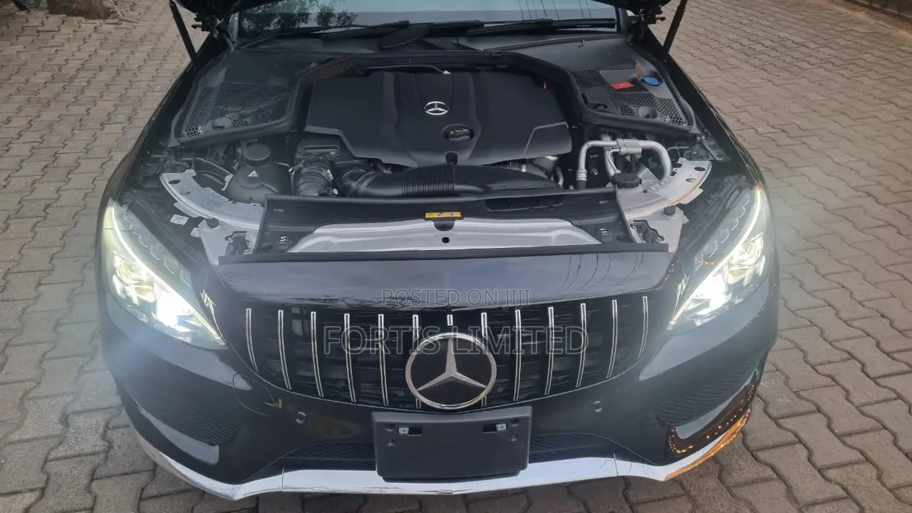 Mercedes-Benz C220 2018 Black