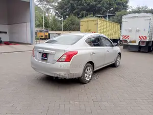 Nissan Latio 1.2 2014 Silver