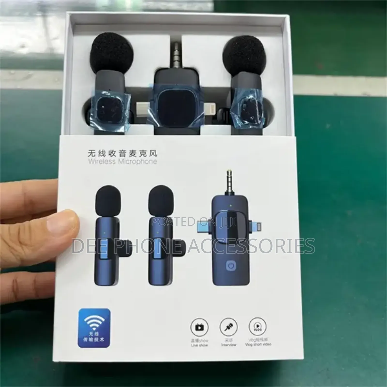  Dual Wireless Microphones