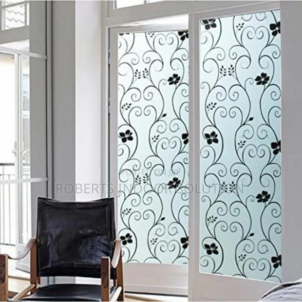 Privacy Redefined: Frosted Film for a Stylish Sanctuary."