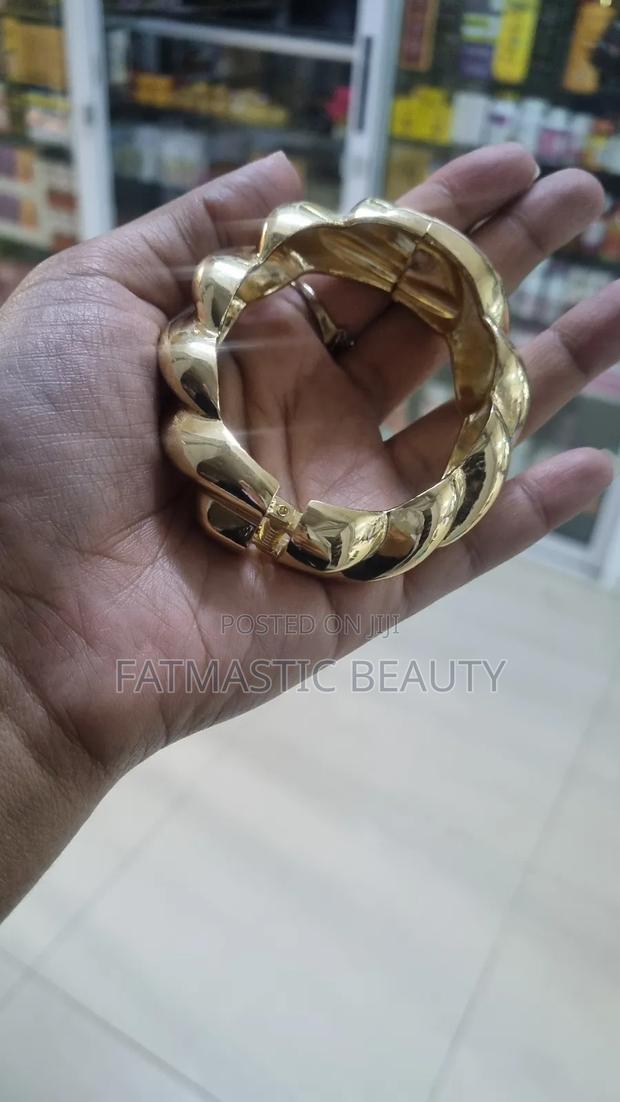 Twisted Bangle - thumbnail 2