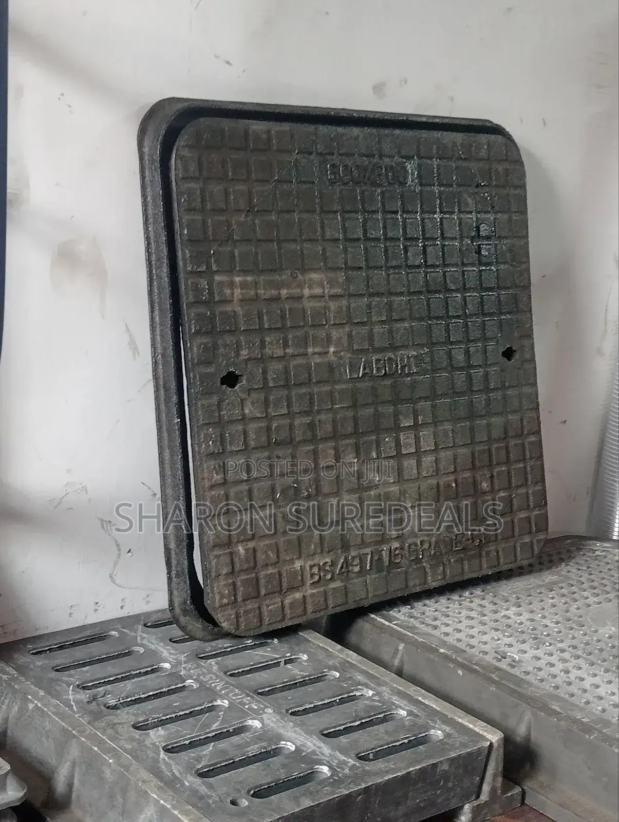 Indian Manhole Cast Iron 7kg/12"×12"