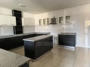 3bdrm Apartment in General Mathenge, Westlands for rent