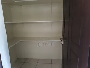 3bdrm Apartment in General Mathenge, Westlands for rent