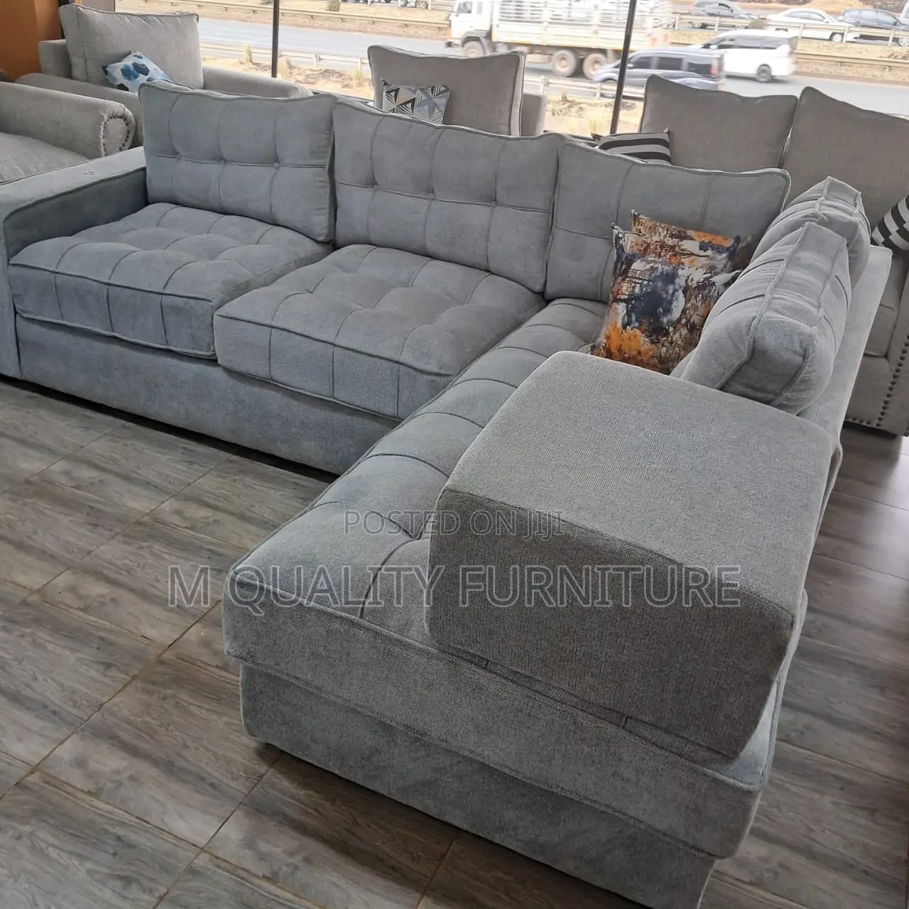 6 Seater Quality Sofa With Ottoman
