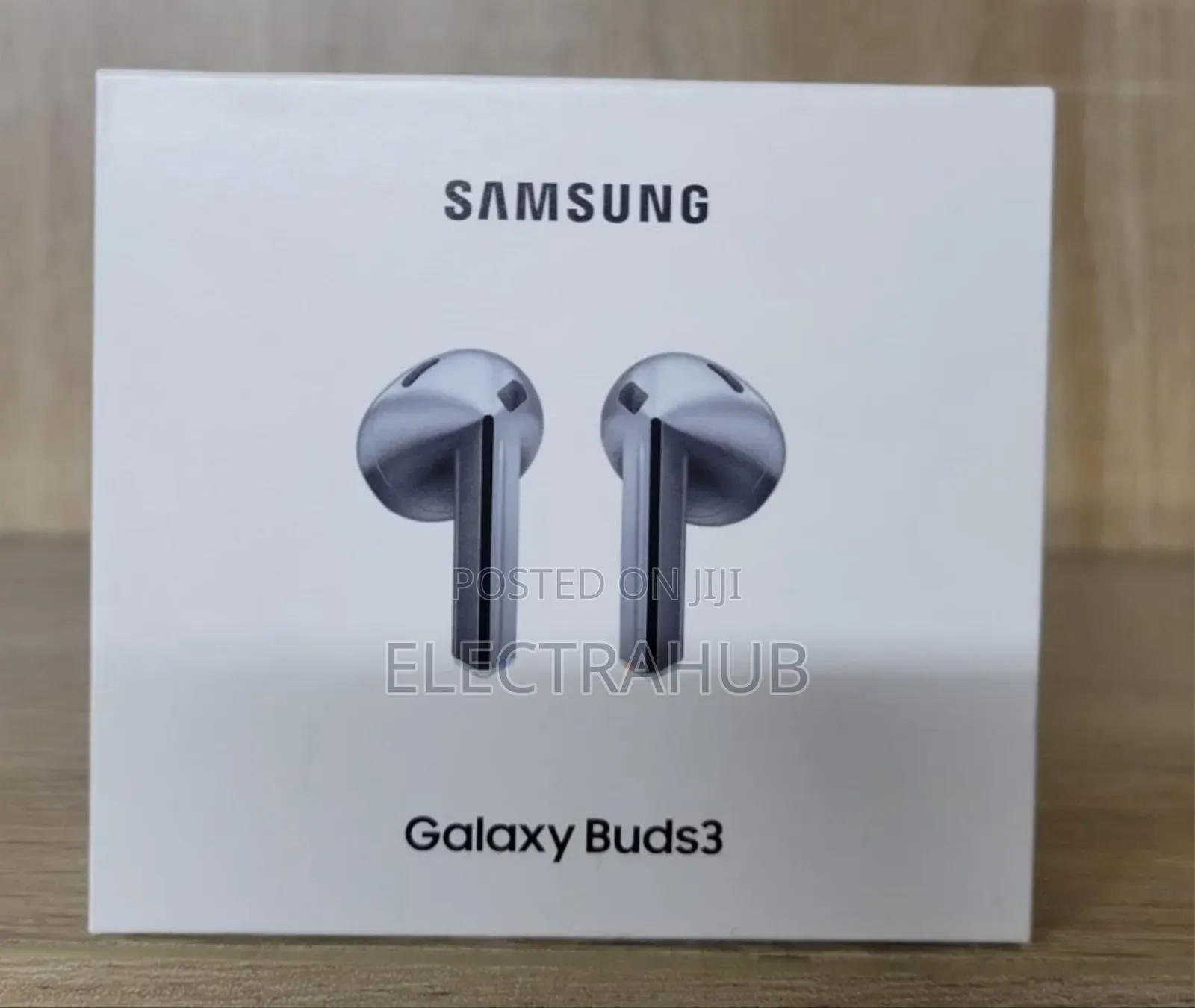 Samsung Galaxy Buds 3 New Sealed in a Shop