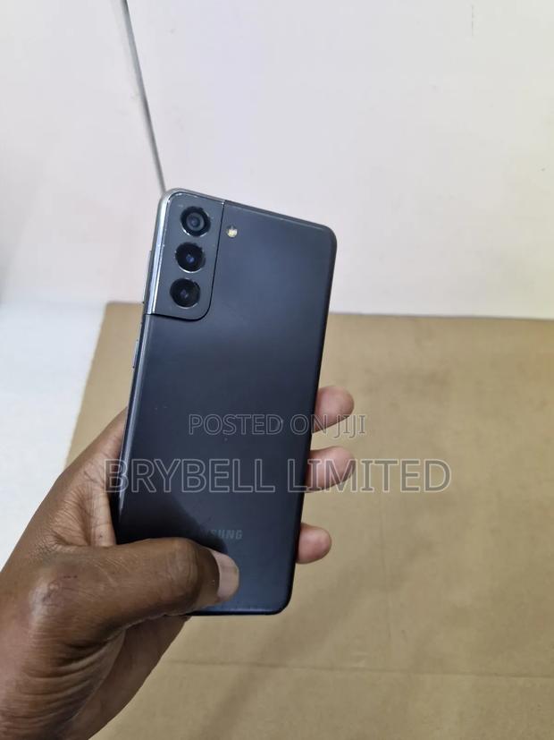 Samsung Galaxy S21 5G 128 GB Black - main view