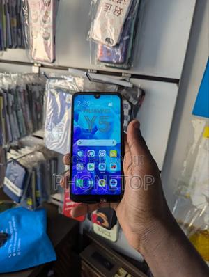 Huawei Y5 2019 32 GB Black - main view