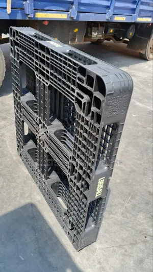 Ultra Grid Plastic Pallet