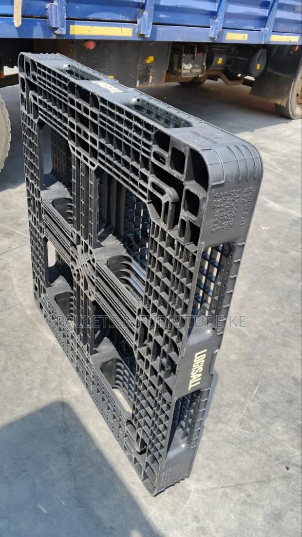 Ultra Grid Plastic Pallet - main view