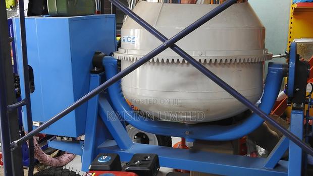 Diesel Tilting Concrete Mixure (400l) - main view