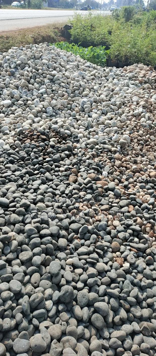 River Stones and Pebbles - thumbnail 3