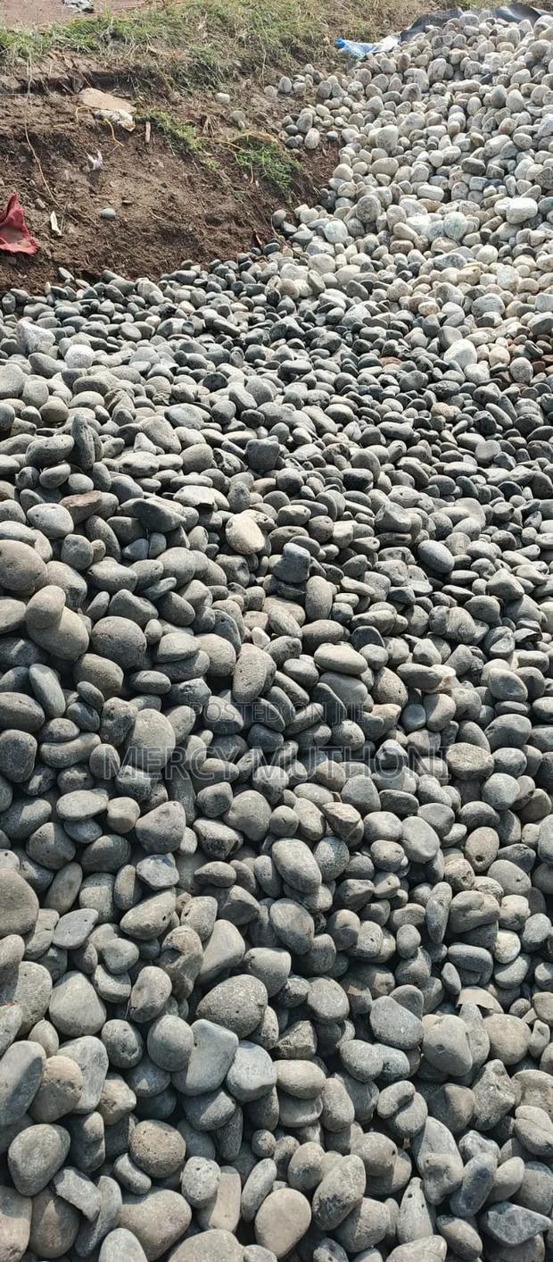 River Stones and Pebbles - thumbnail 7