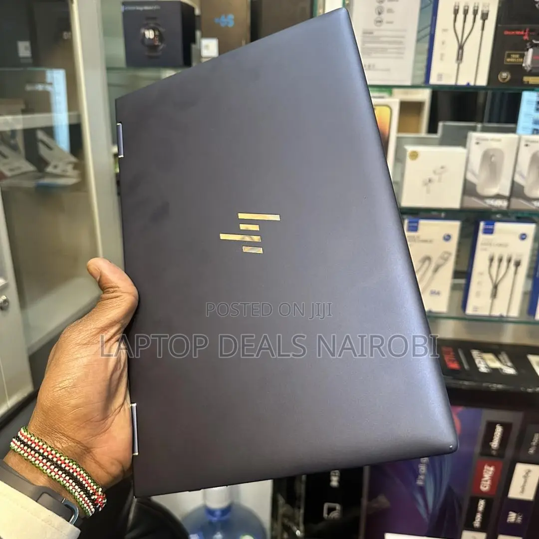 Laptop HP Dragonfly Folio 8GB Intel Core i5 SSD 256GB