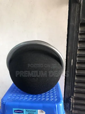 Preowned Ornyx Harman Kardon Studio7.