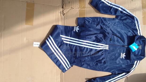 Quality Kids Tracksuits. - thumbnail 2