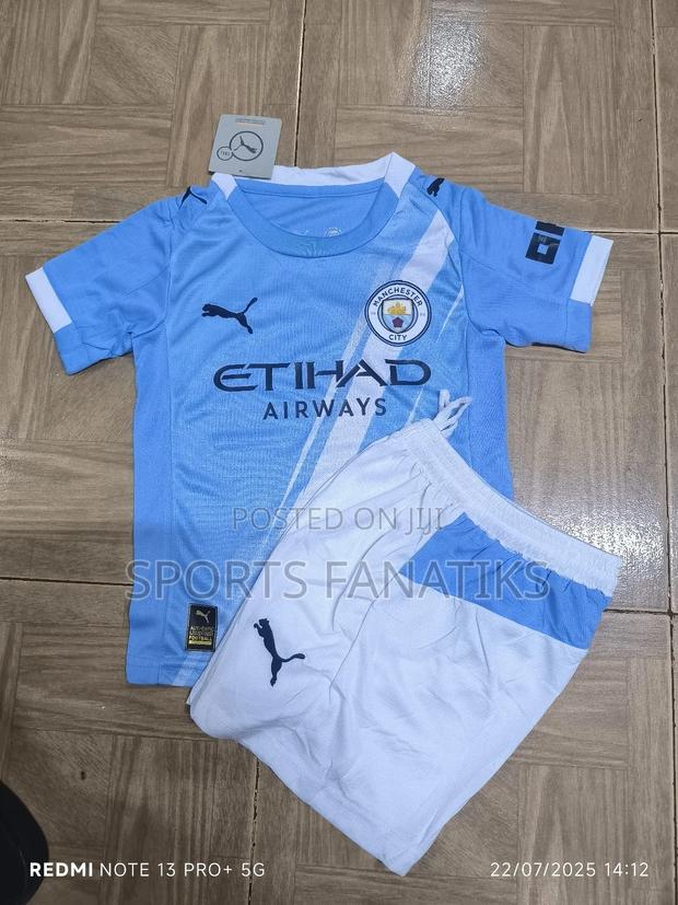Man City Kids Jerseys - main view