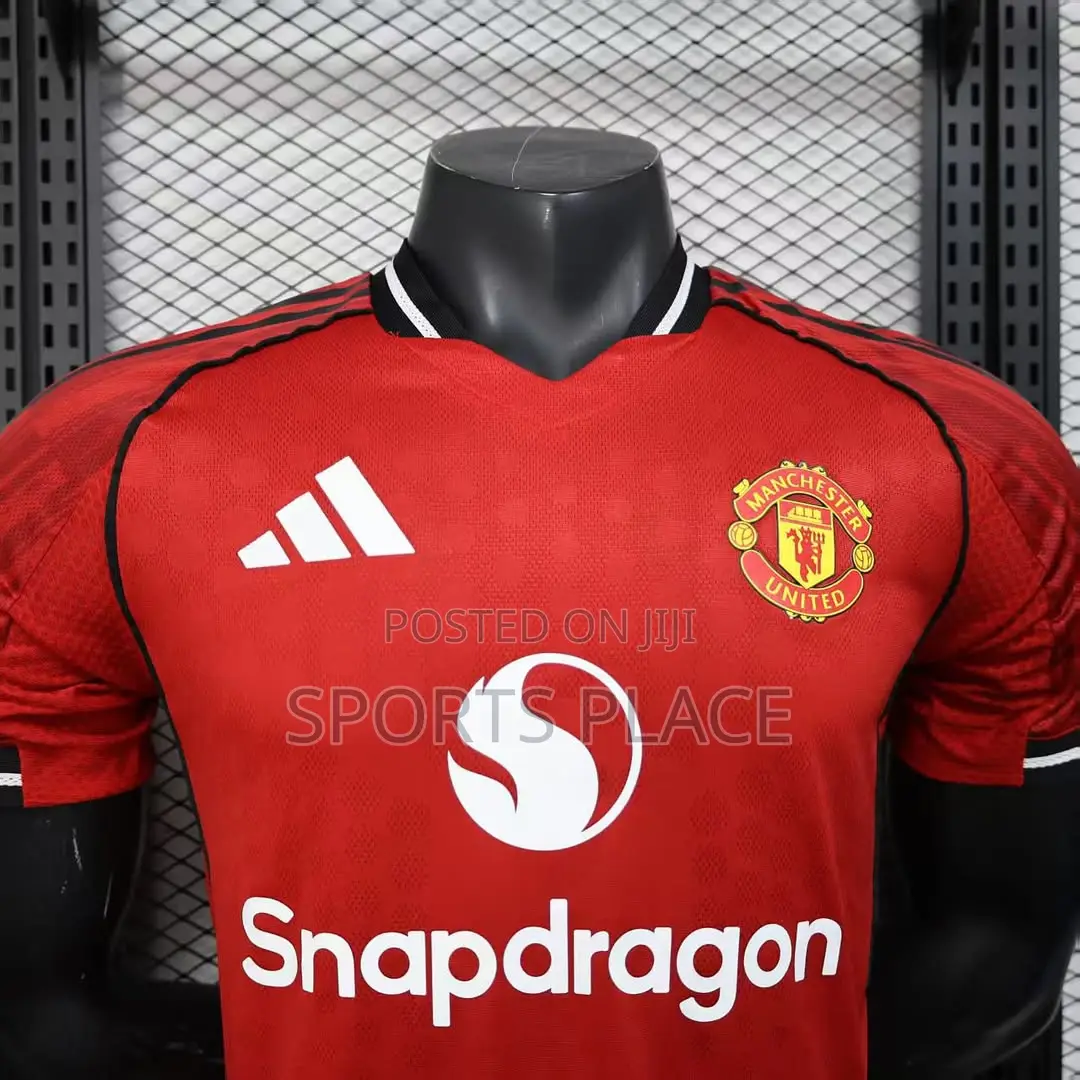 New Manchester Utd Home Kit Player Version Jersey 2025/26