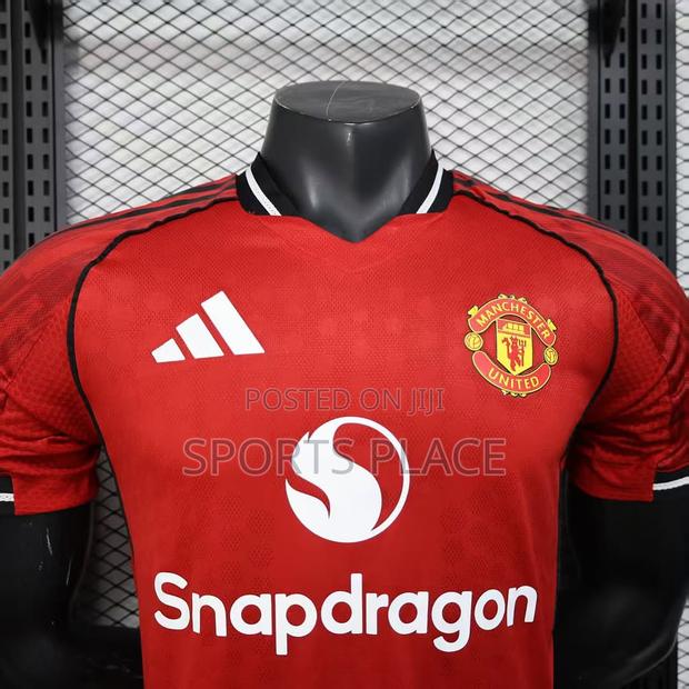 New Manchester Utd Home Kit Player Version Jersey 2025/26 - thumbnail 2
