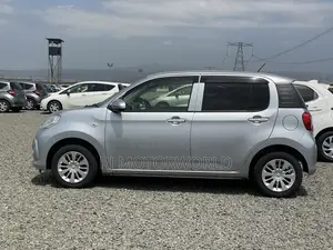 Toyota Passo 1.0 FWD 2018 Silver