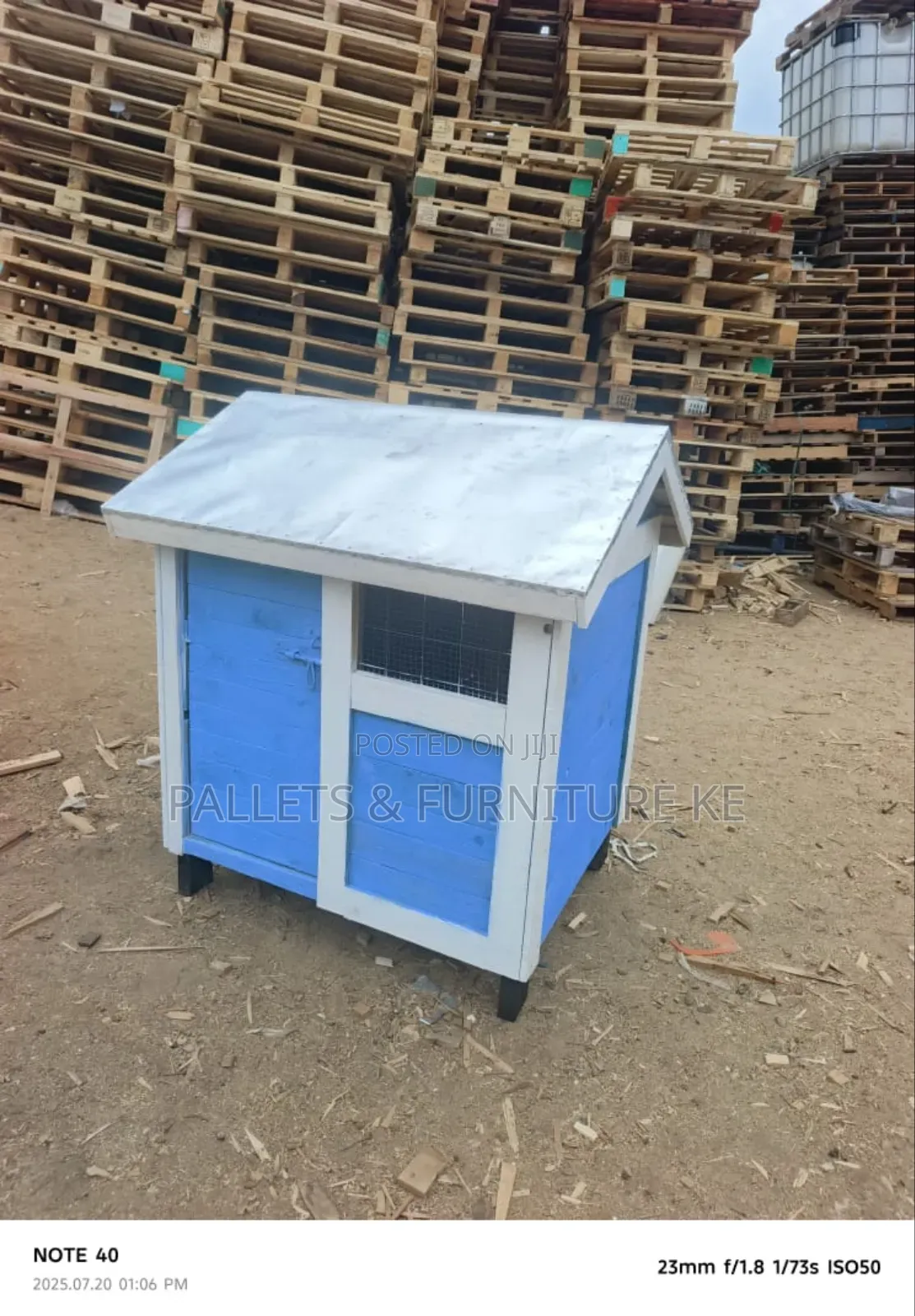 Pallet Puppy House #24
