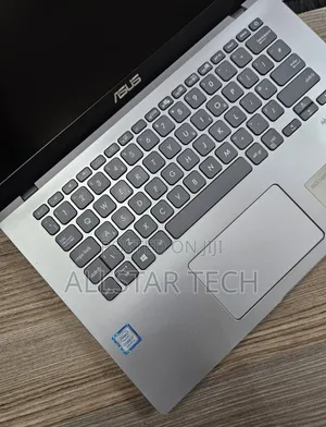 Laptop Asus X409JA 16GB Intel Core i7 HDD+SSD 1T