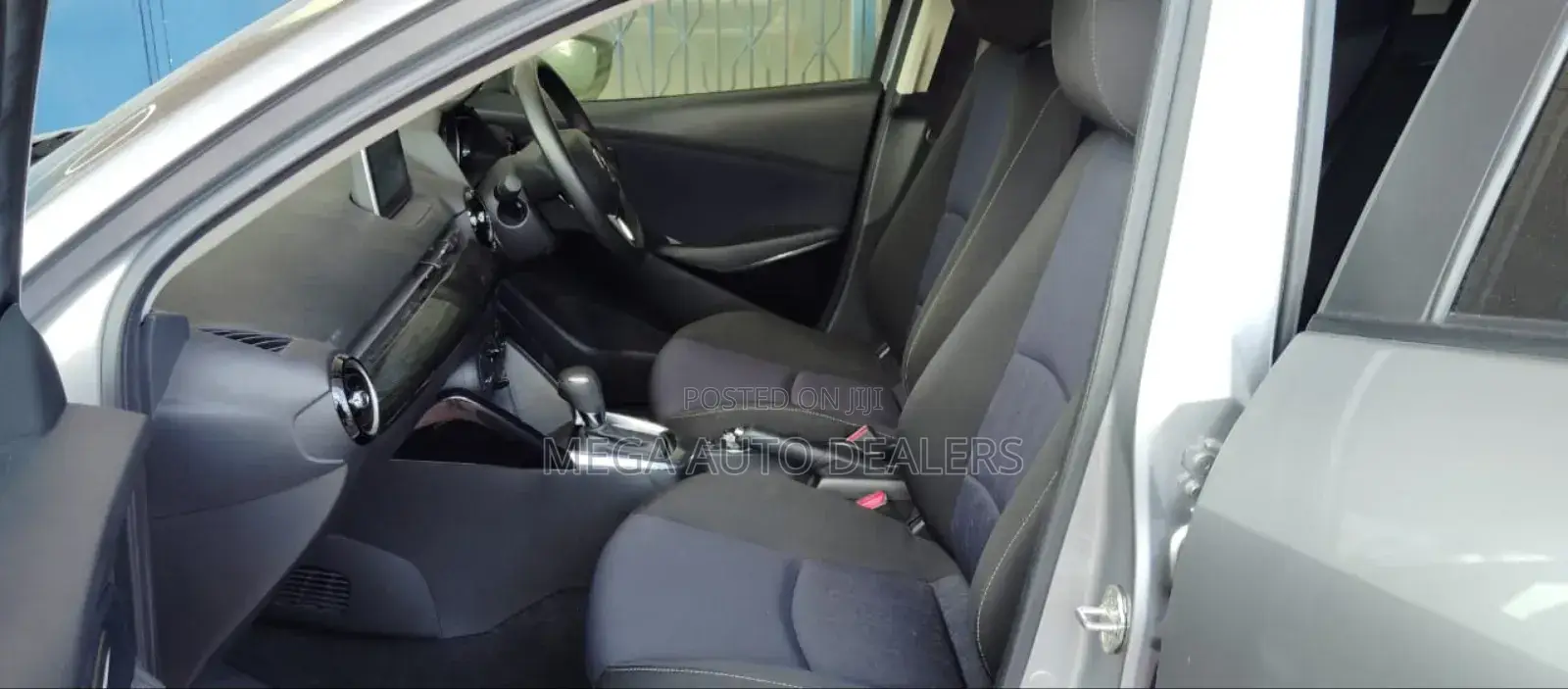 Mazda Demio 2018 Silver