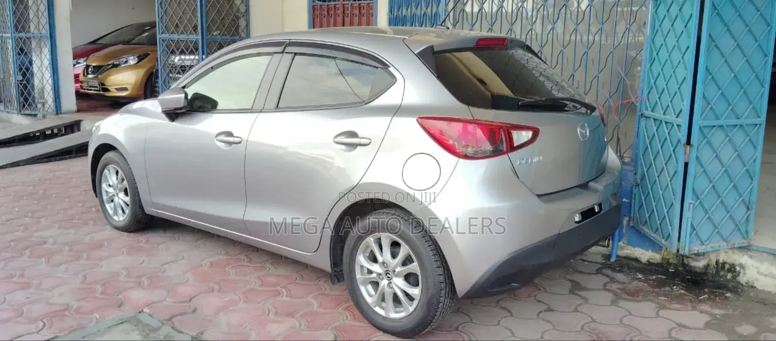 Mazda Demio 2018 Silver