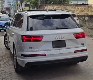 Audi Q7 2.0T Premium AWD quattro 2018 White