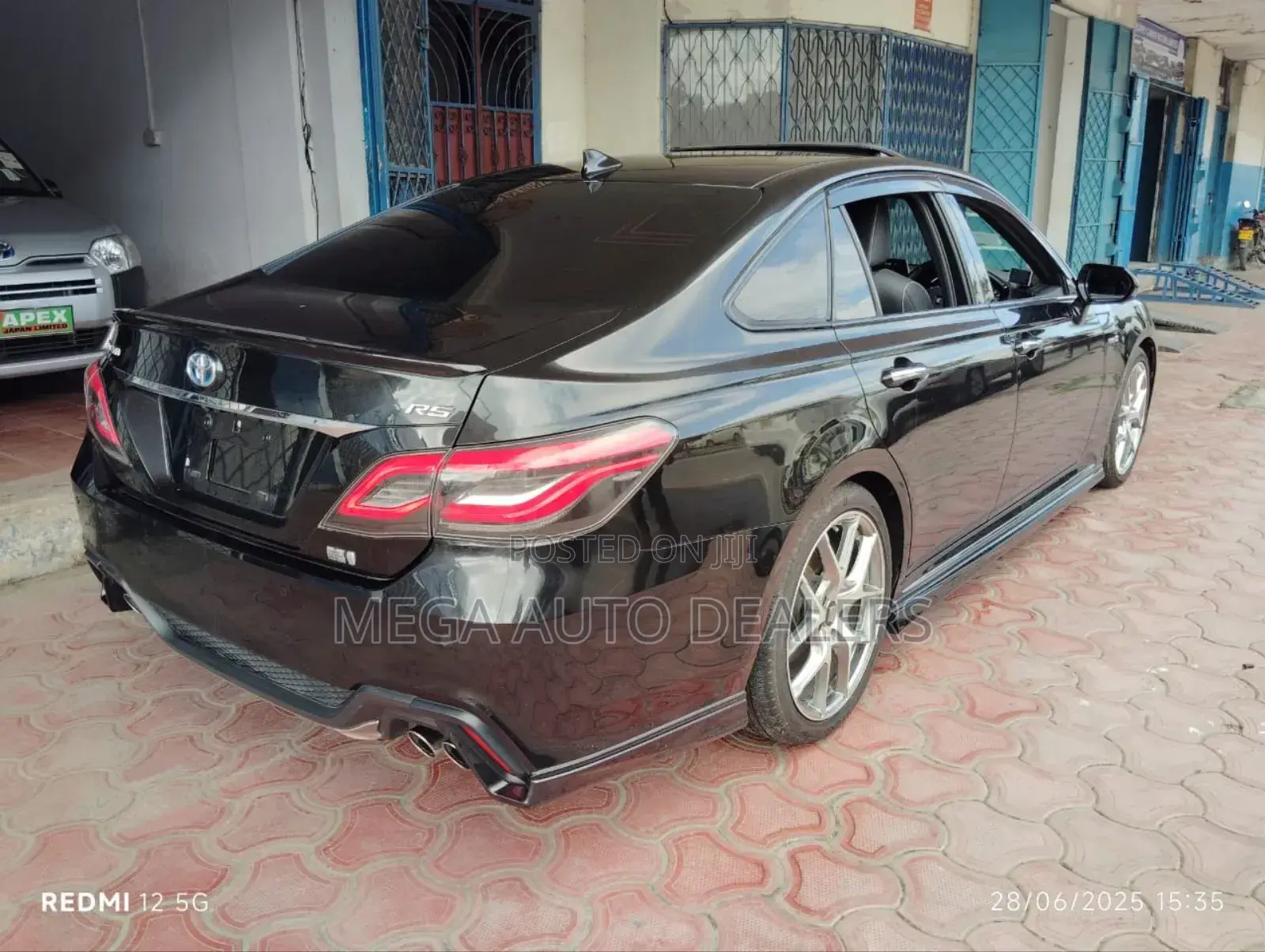 Toyota Crown 2019 Black