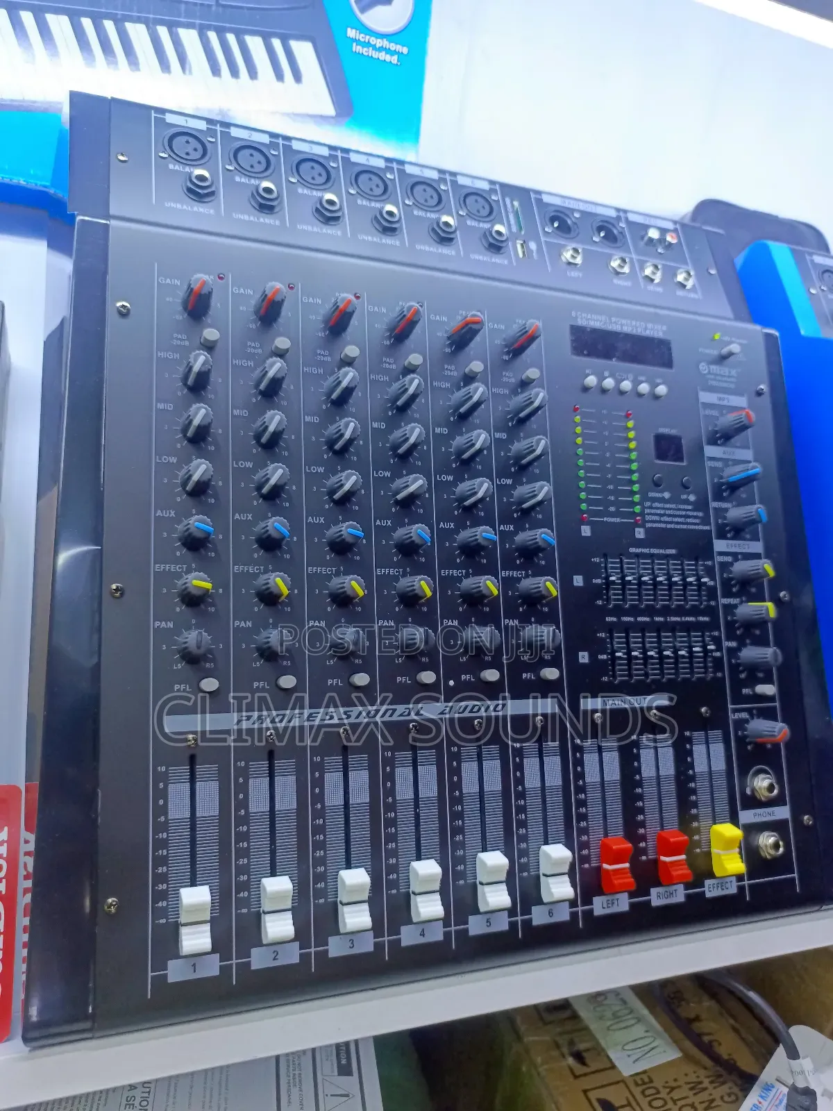 Powered Mixer 6 Channels
