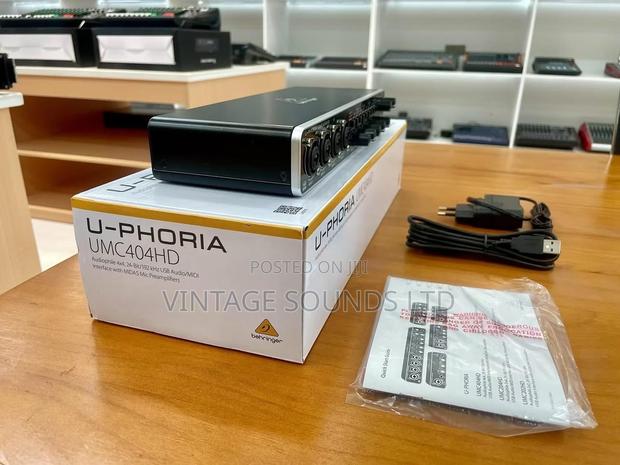 Behringer Uphoria Studio Umc404hd Usb Audio Interface - thumbnail 2