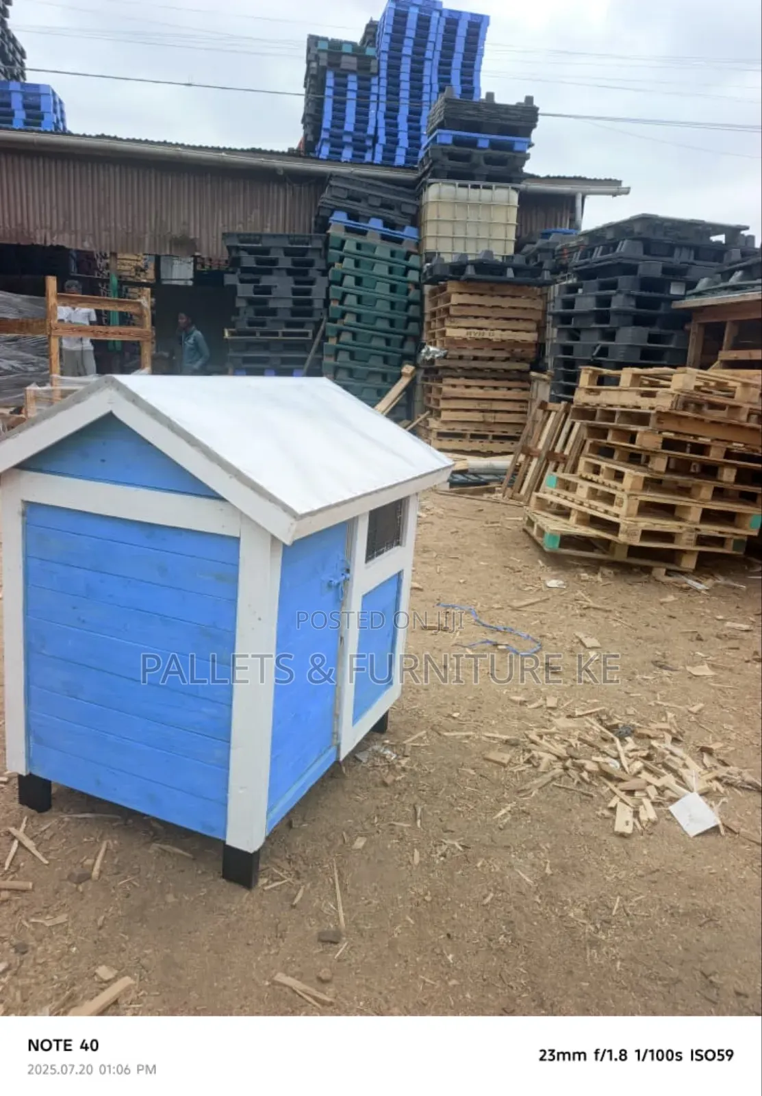 The Wooden Paw House