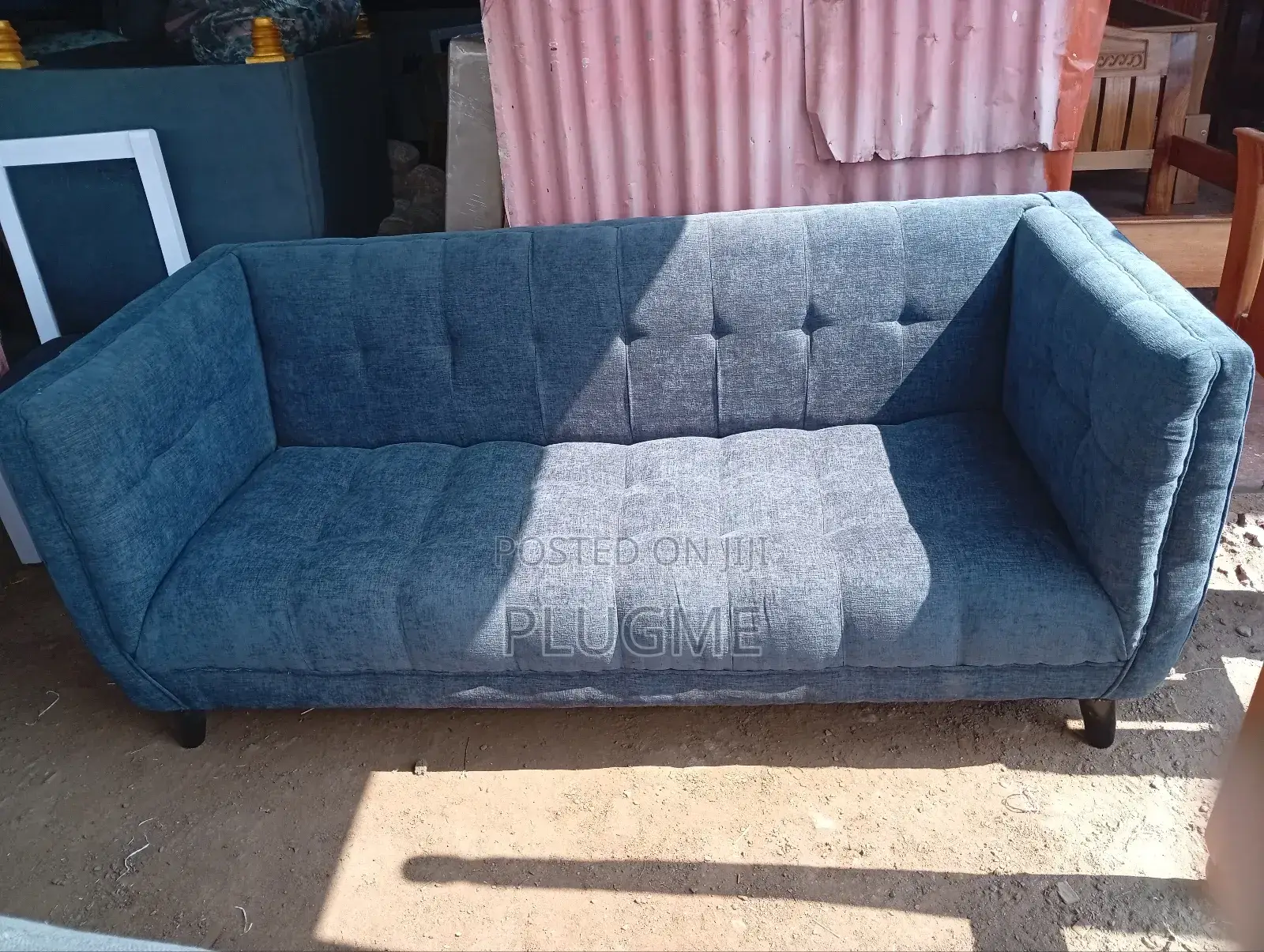 3-Seater Tufted Sofa