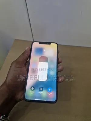 Apple iPhone XS Max 64 GB Gold