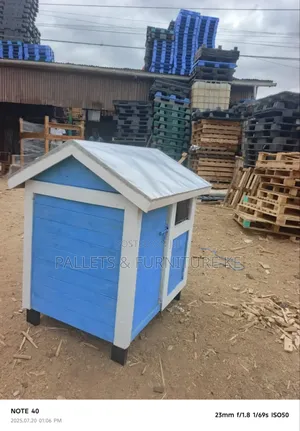 Den Wood Kennel$#3