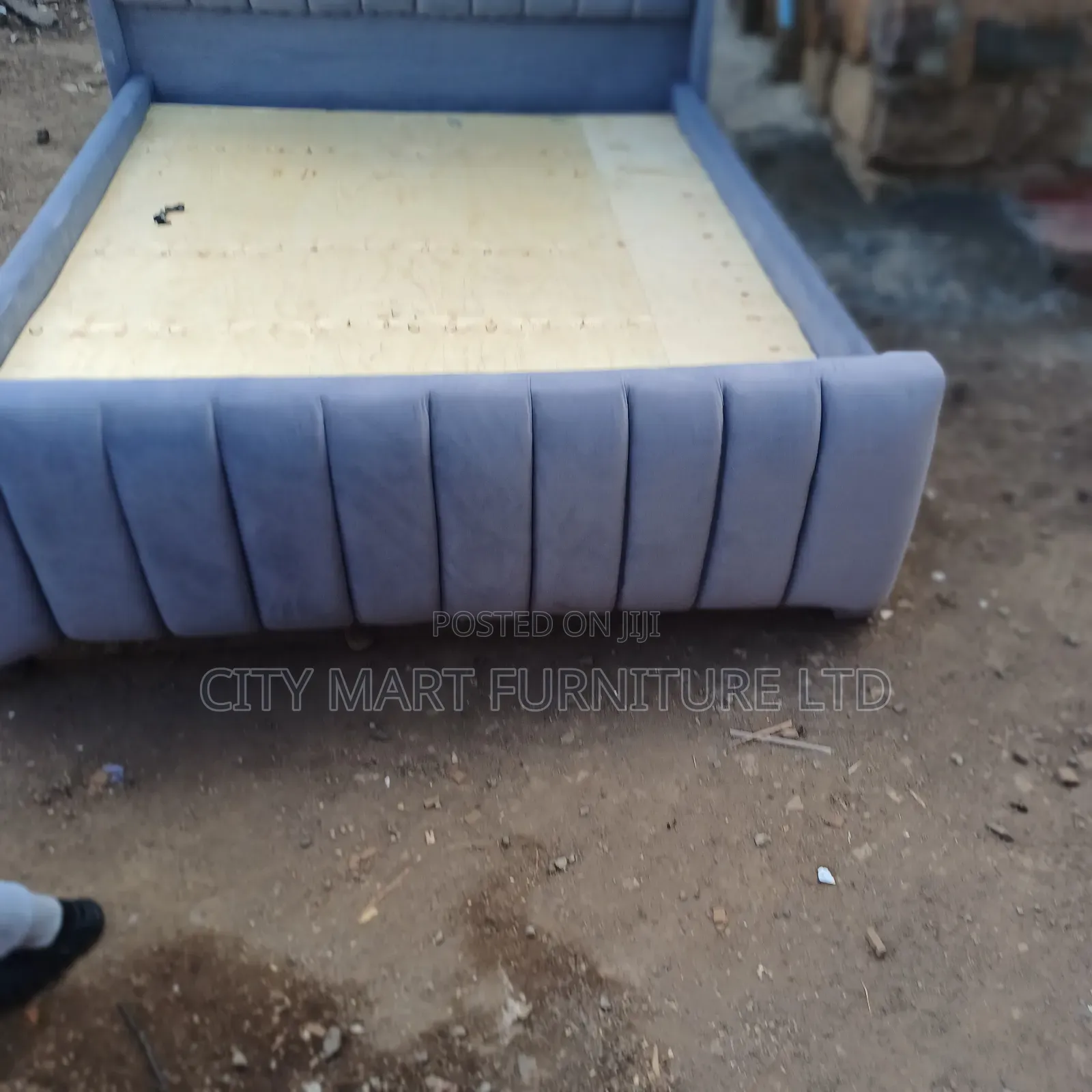 Special OfferCrafted-to-Perfection King Size_chester Bed!!