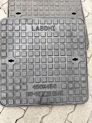 Metallic Manhole Cover - thumbnail 2